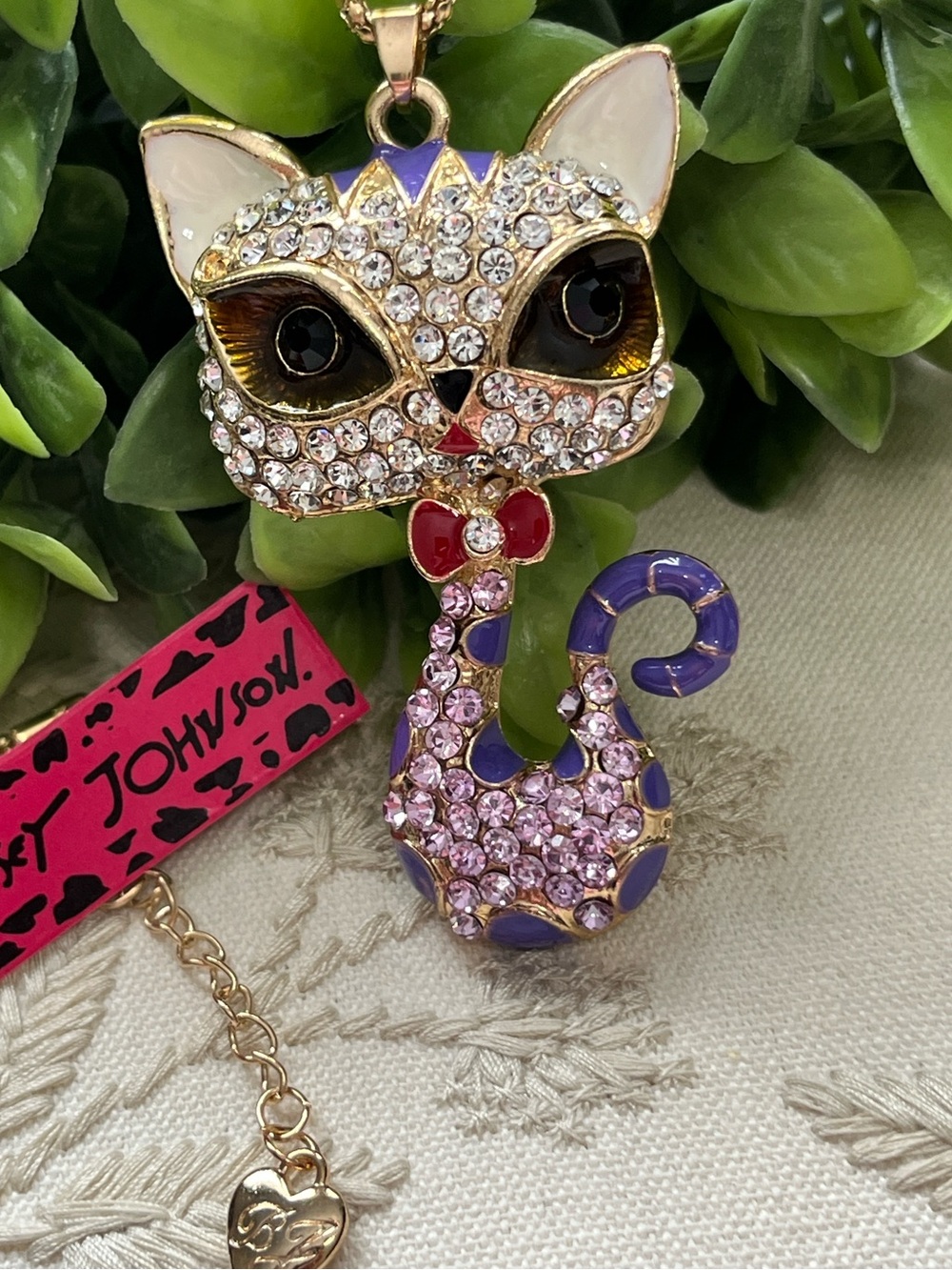 Betsey Johnson Crystal Rhinestones  Cat Pendant Necklace ⭐️🆕⭐️
